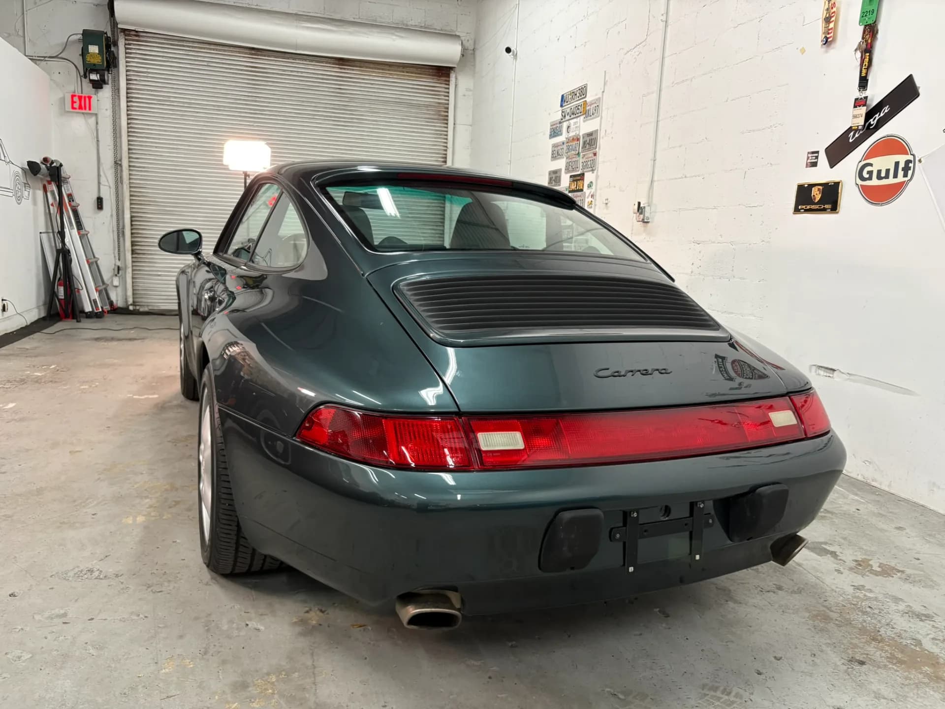 1996 Porsche 911 Carrera - Image 13