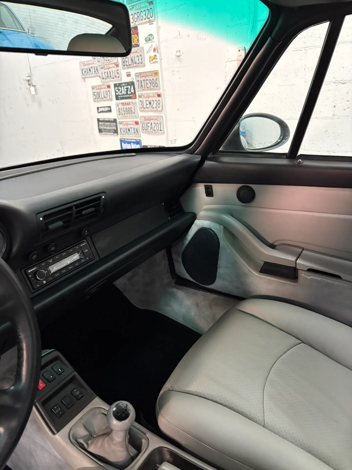 1996 Porsche 911 Carrera - Image 45