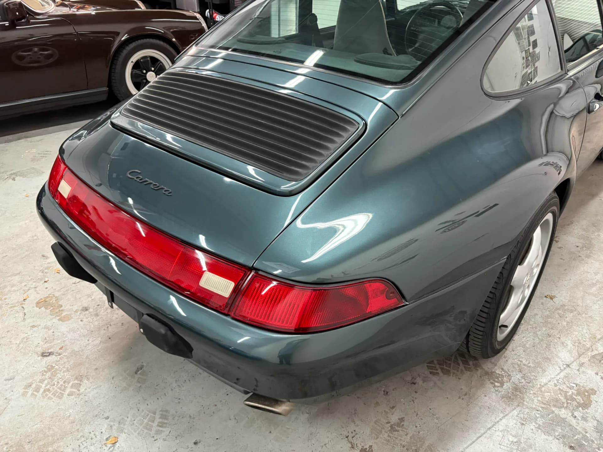1996 Porsche 911 Carrera - Image 32