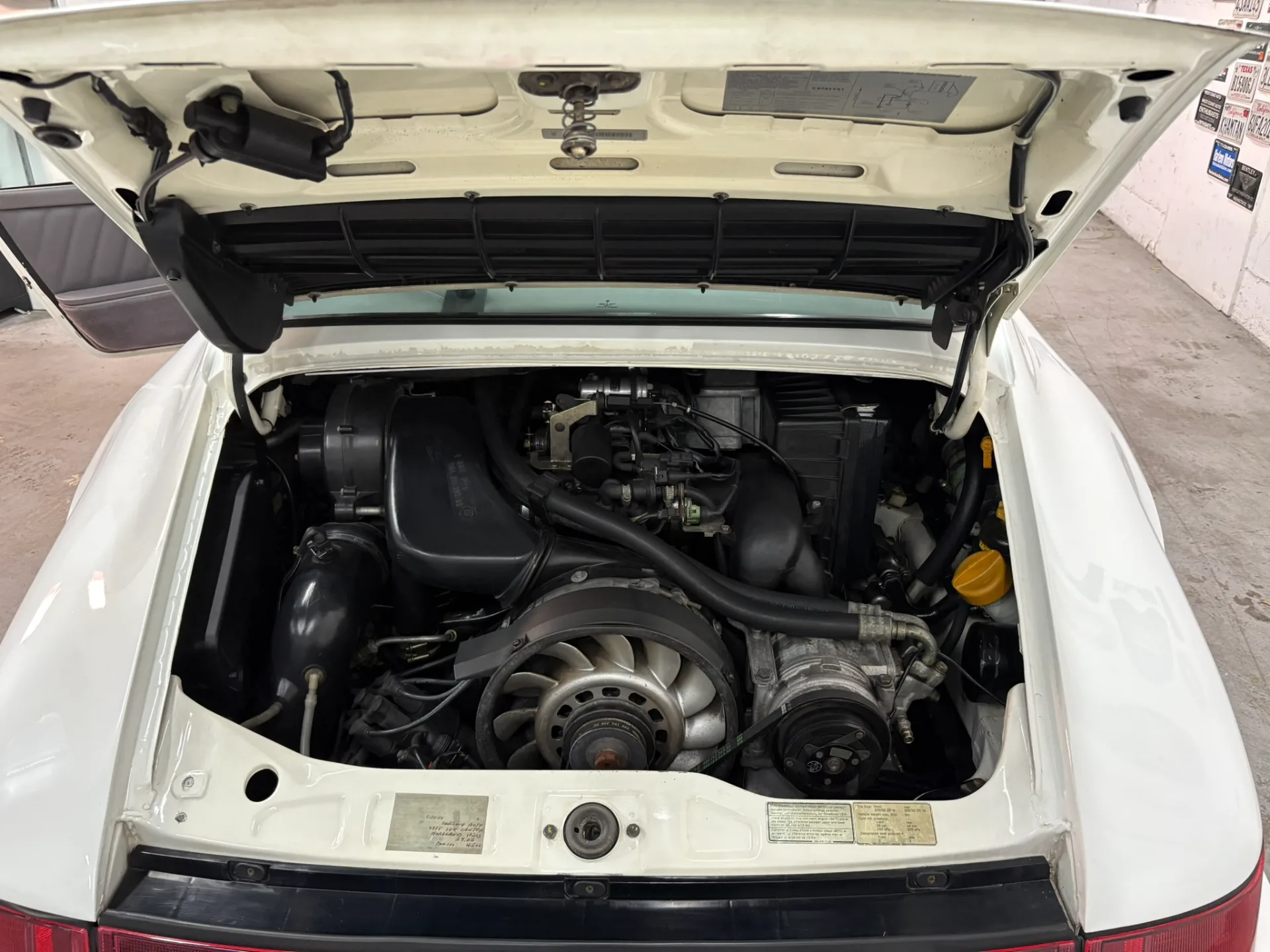 1991 Porsche 911 Carrera 2 - Image 55