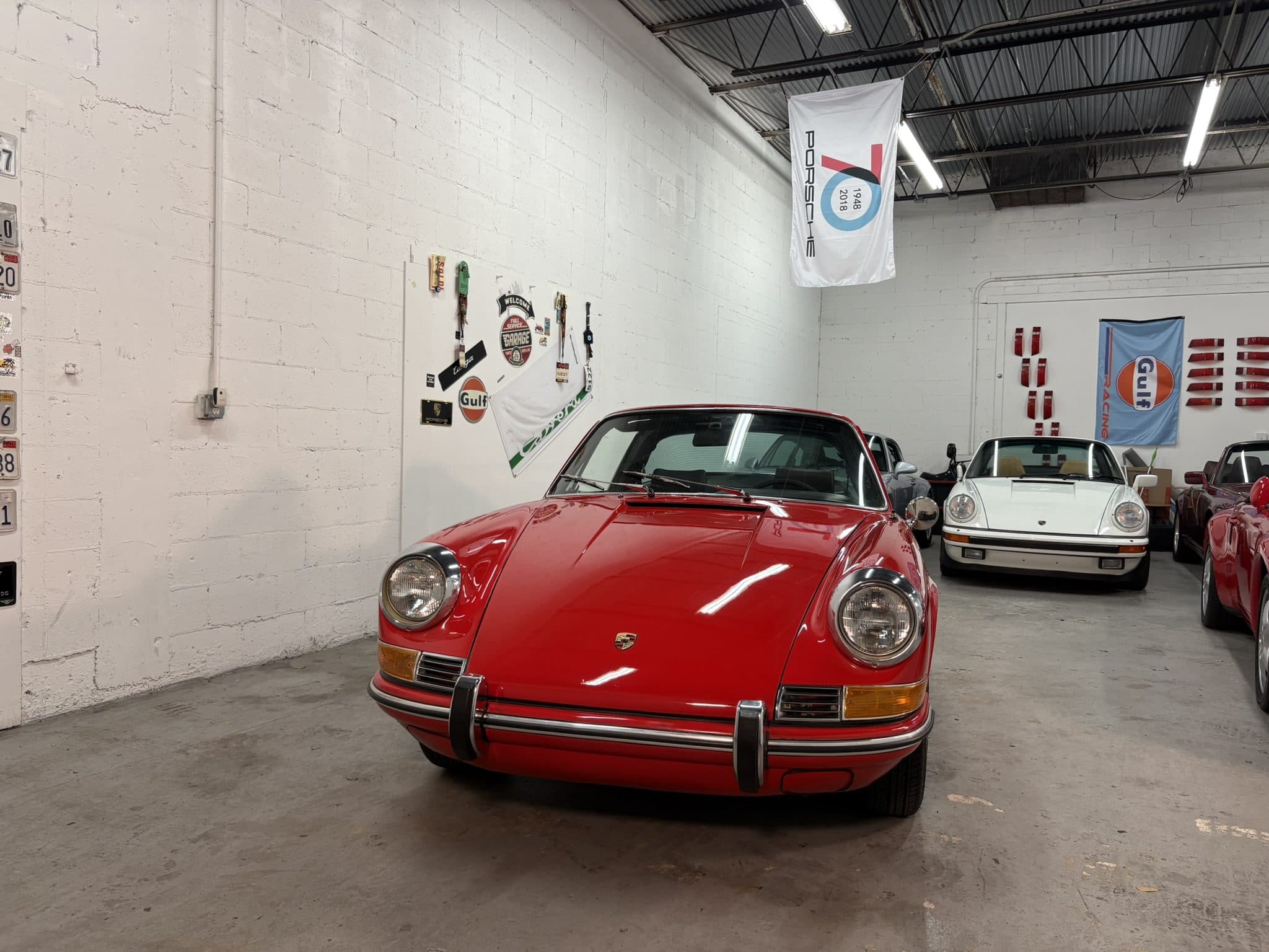 1970 Porsche 911 T Targa - Image 2