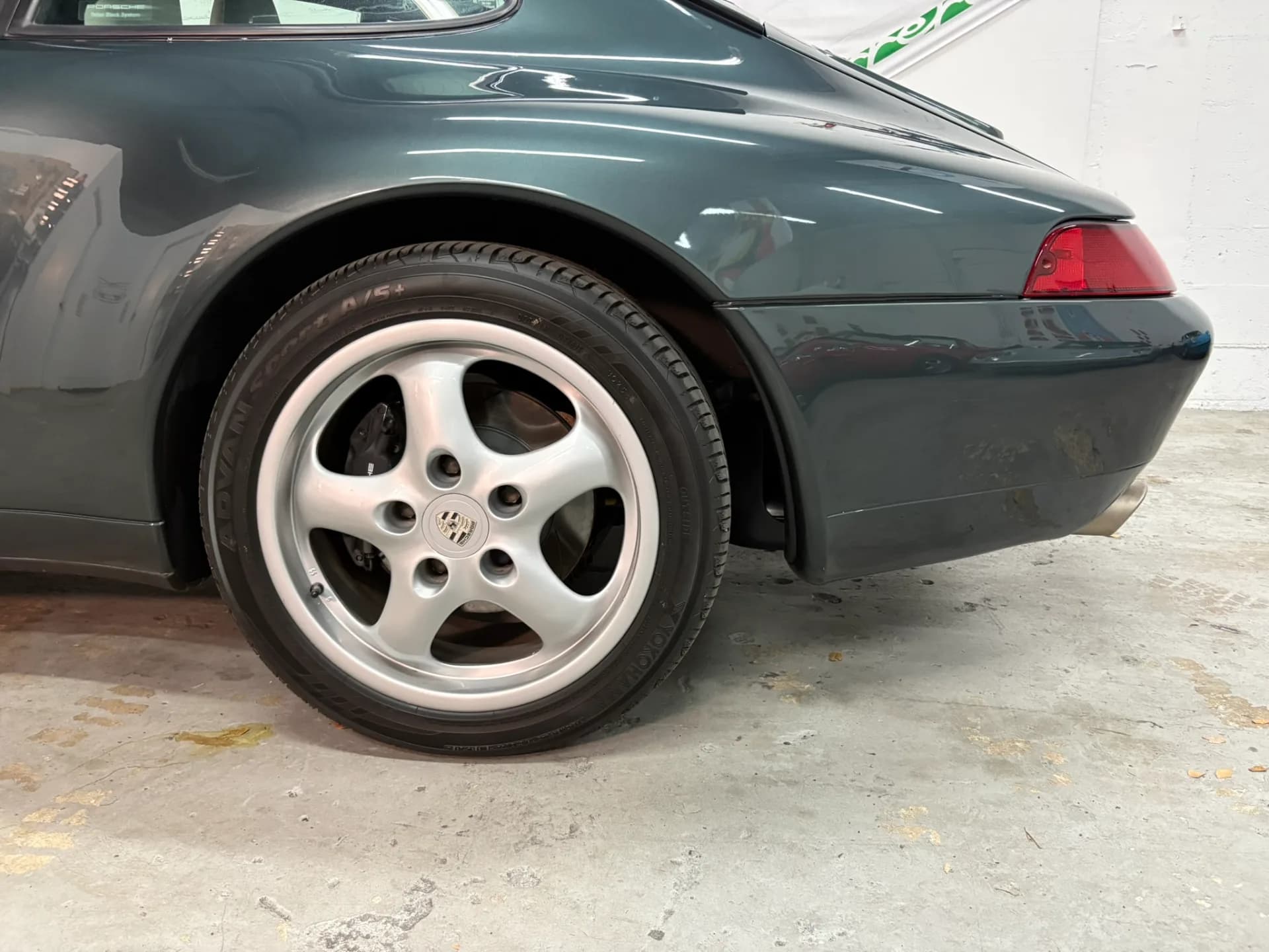 1996 Porsche 911 Carrera - Image 40