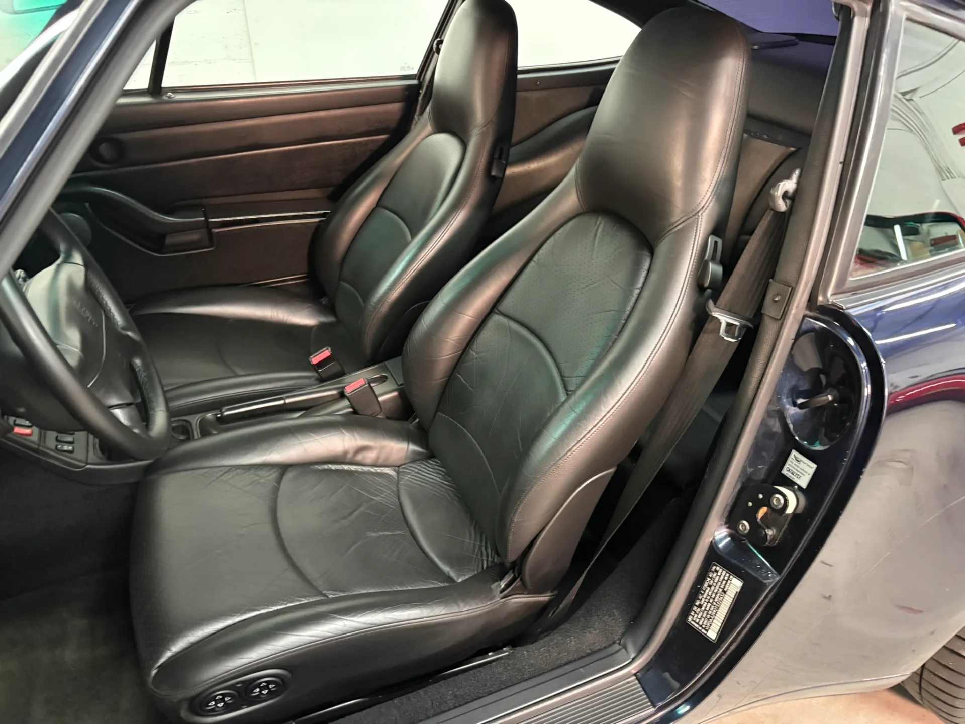 1996 Porsche 911 Carrera - Image 46