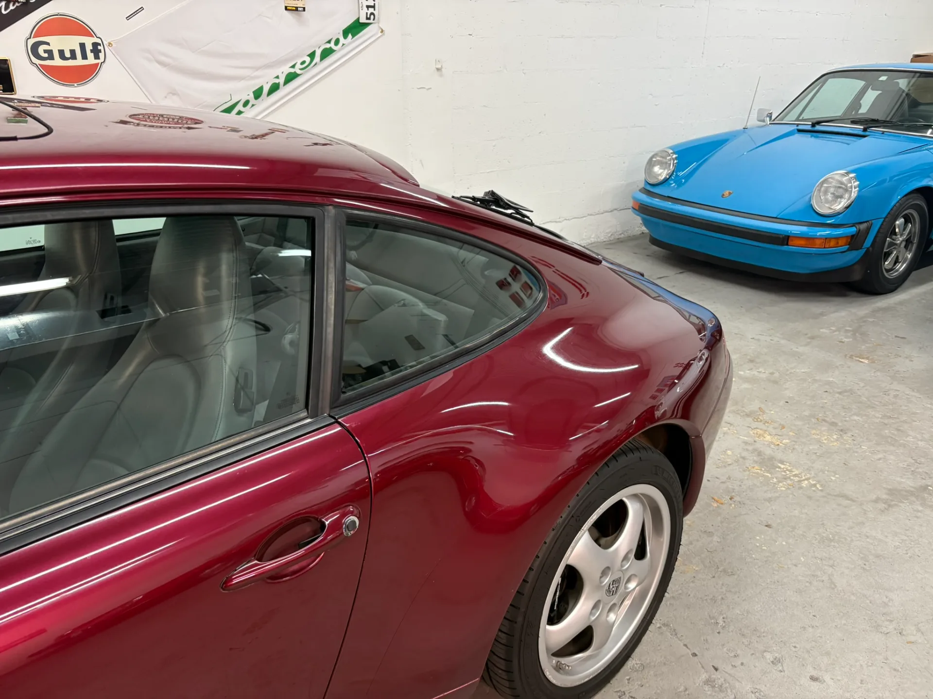 1997 Porsche 911 Carrera - Image 28