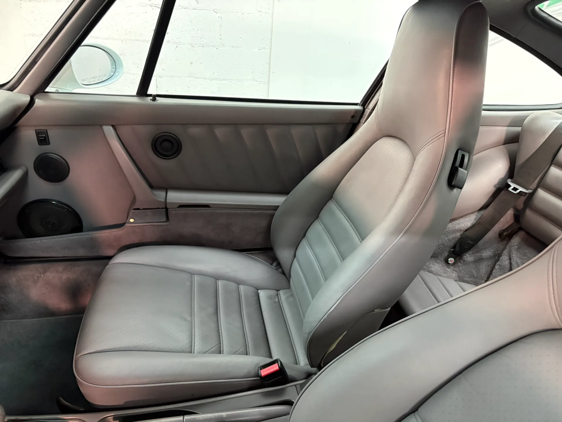 1991 Porsche 911 Carrera 2 - Image 40