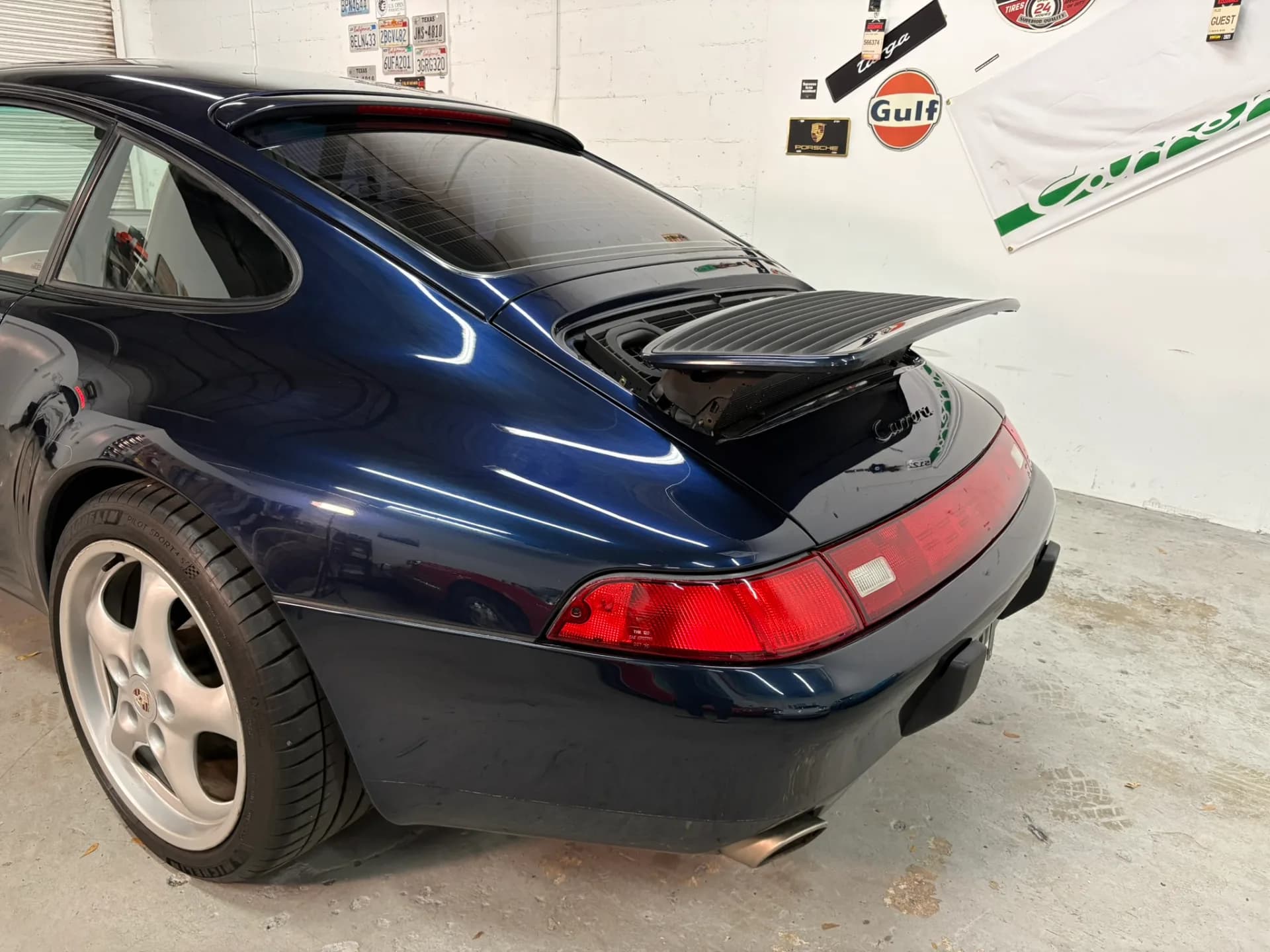1996 Porsche 911 Carrera - Image 36