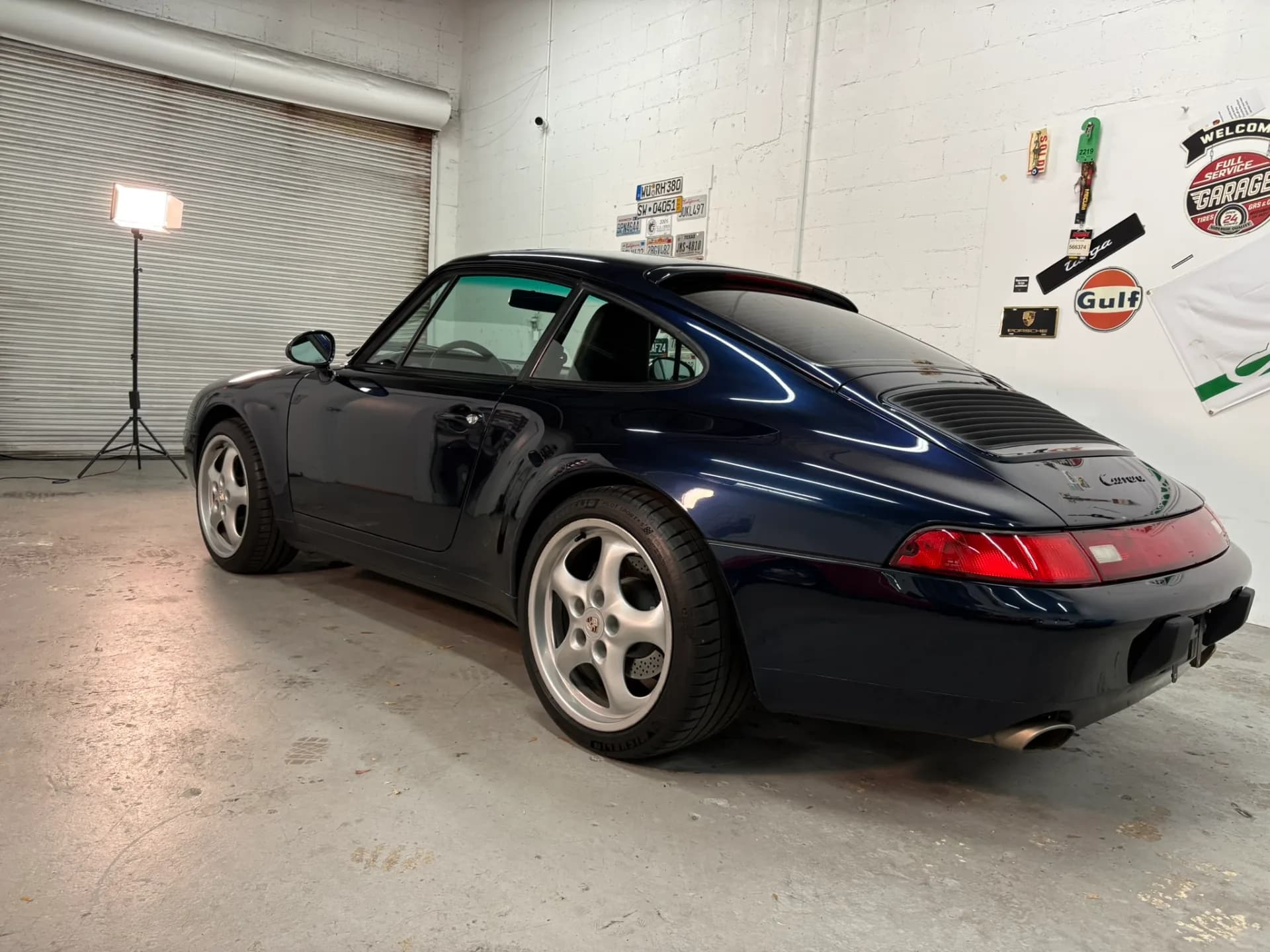 1996 Porsche 911 Carrera - Image 15