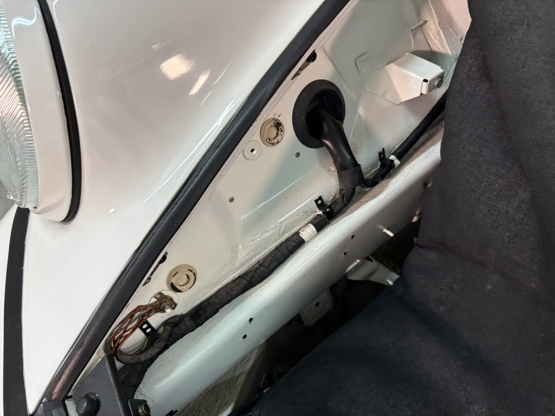 1991 Porsche 911 Carrera 2 - Image 62