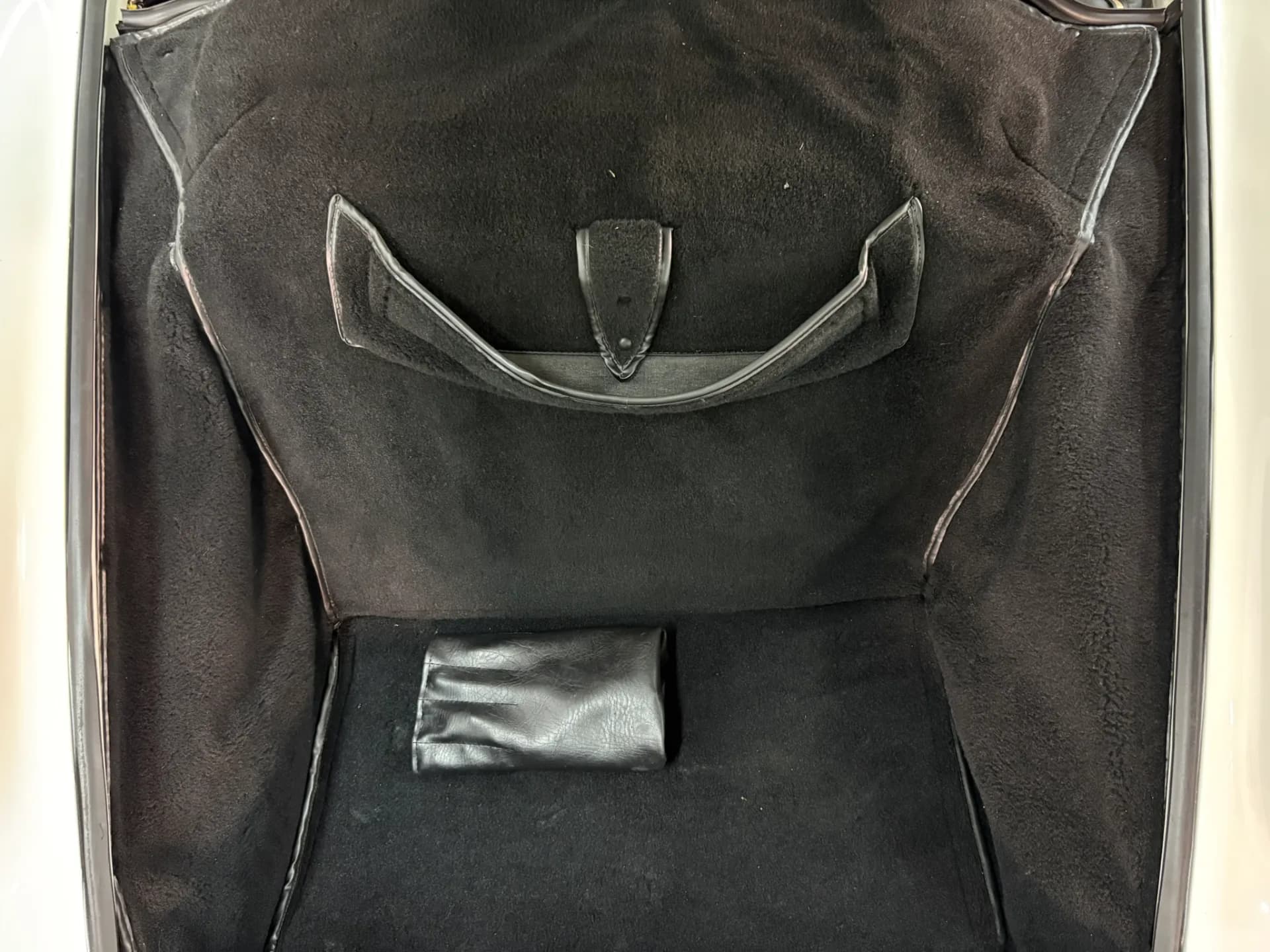 1991 Porsche 911 Carrera 2 - Image 59