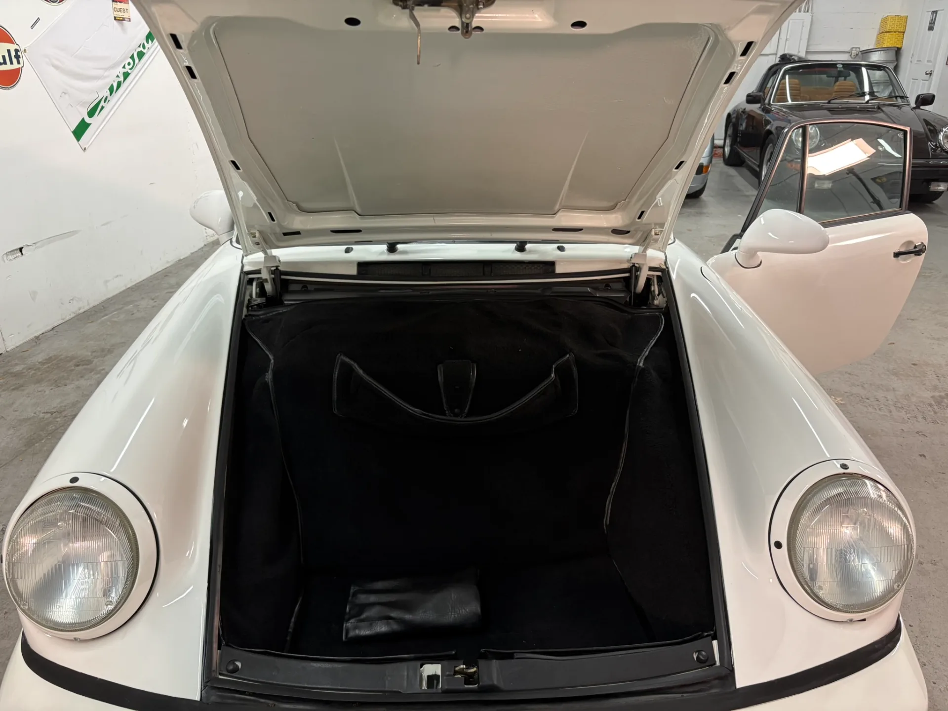 1991 Porsche 911 Carrera 2 - Image 58