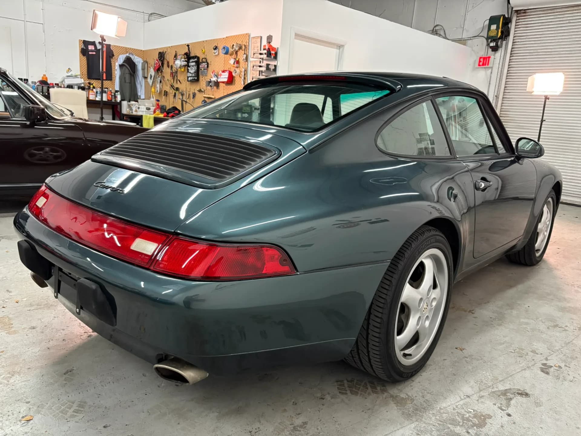 1996 Porsche 911 Carrera - Image 16