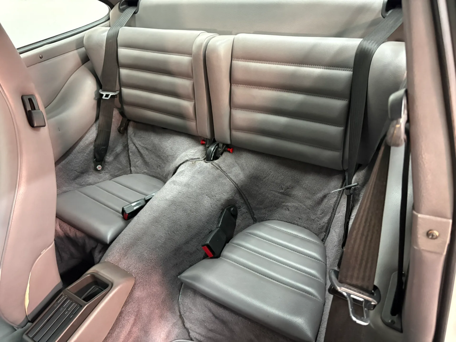 1991 Porsche 911 Carrera 2 - Image 47