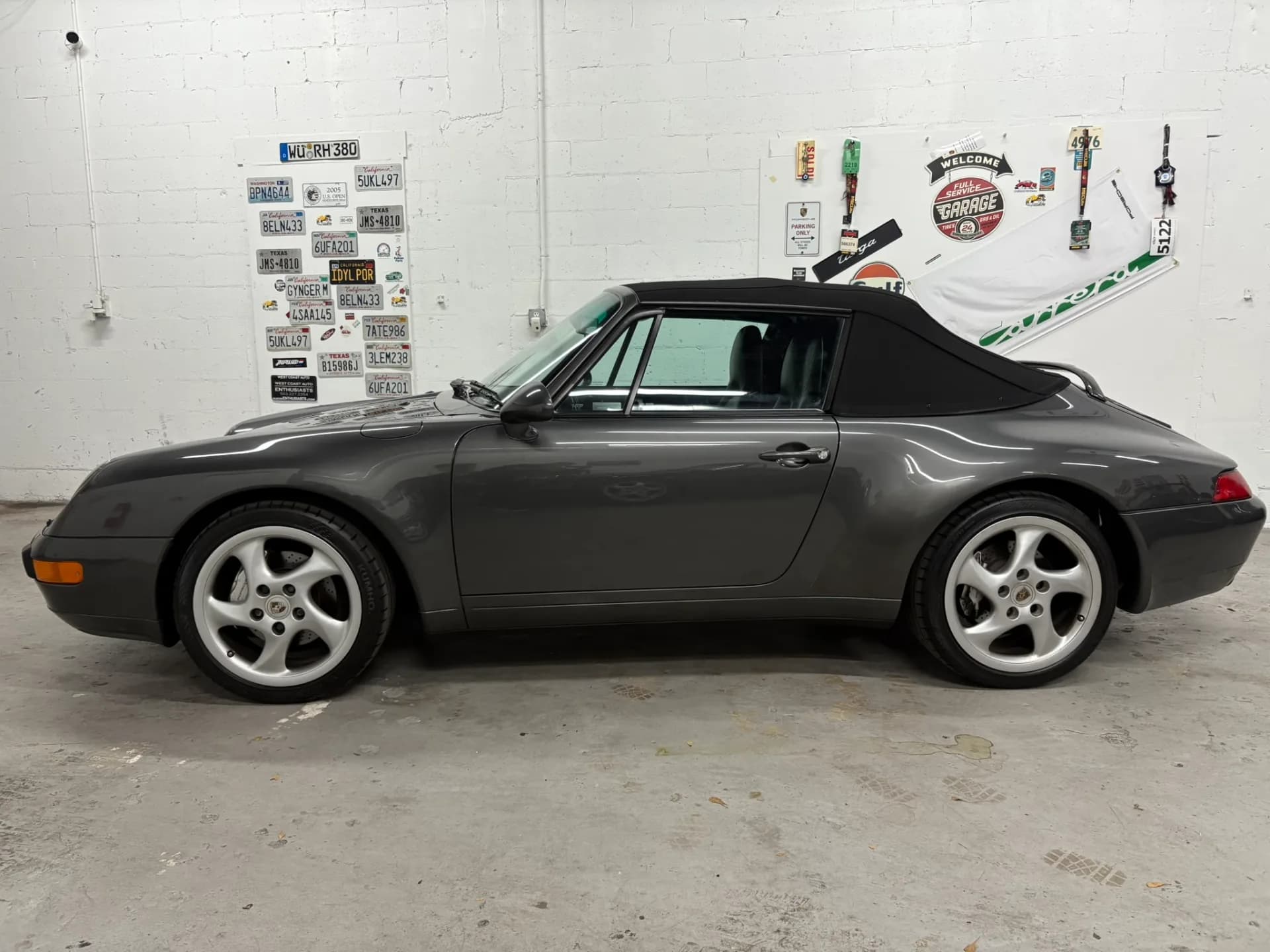 1995 Porsche 911 Carrera 4