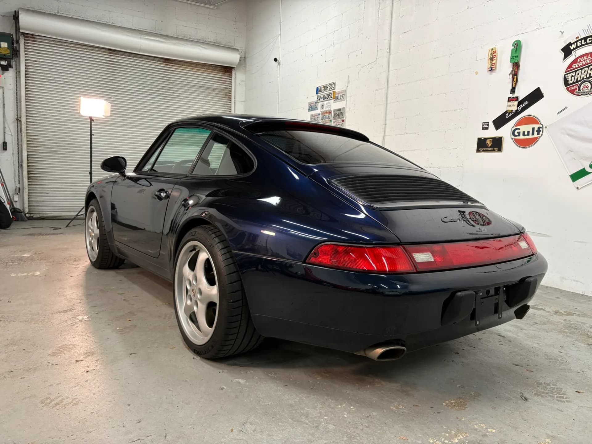 1996 Porsche 911 Carrera - Image 16